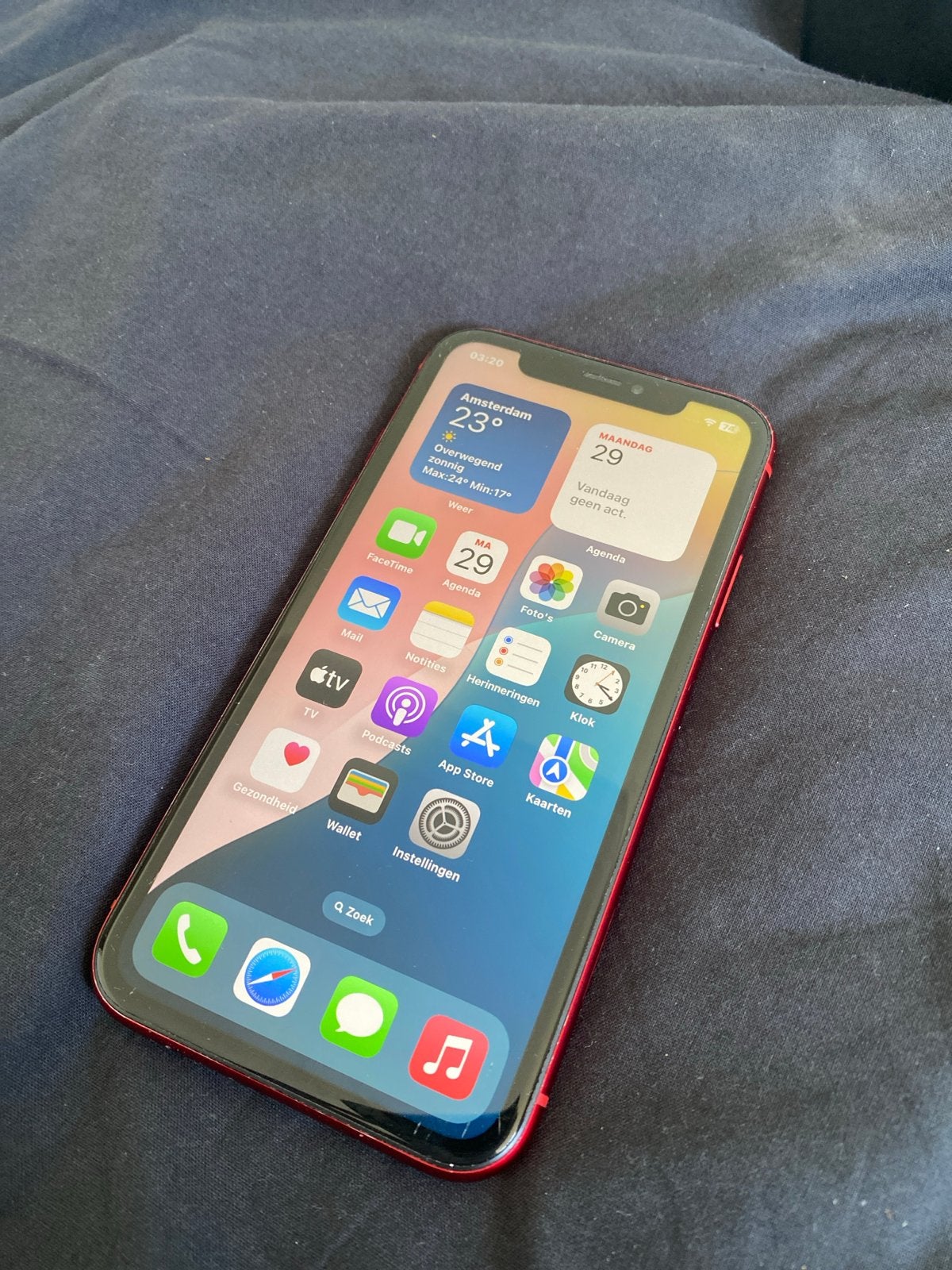 iPhone XR (Product Red) - Goede staat met gebruikerssporen, Telecommunicatie, Mobiele telefoons | Apple iPhone, Gebruikt, IPhone XR