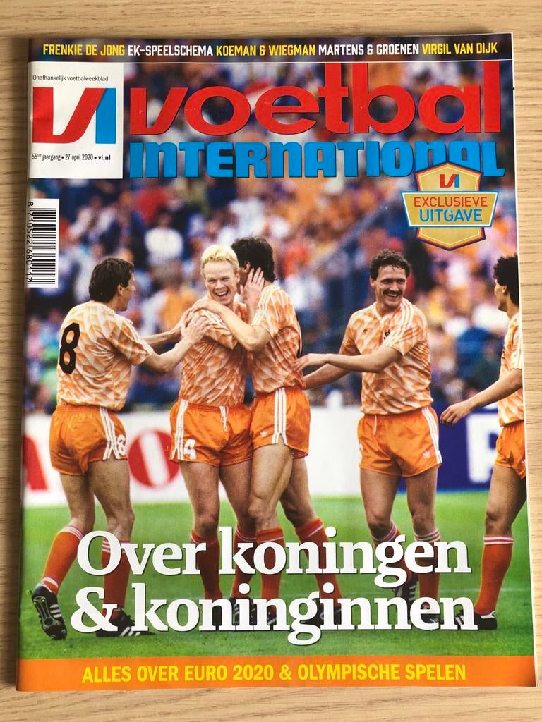 Voetbal International Exclusieve uitgave, Boeken, Ophalen of Verzenden, Zo goed als nieuw, Sport en Vrije tijd