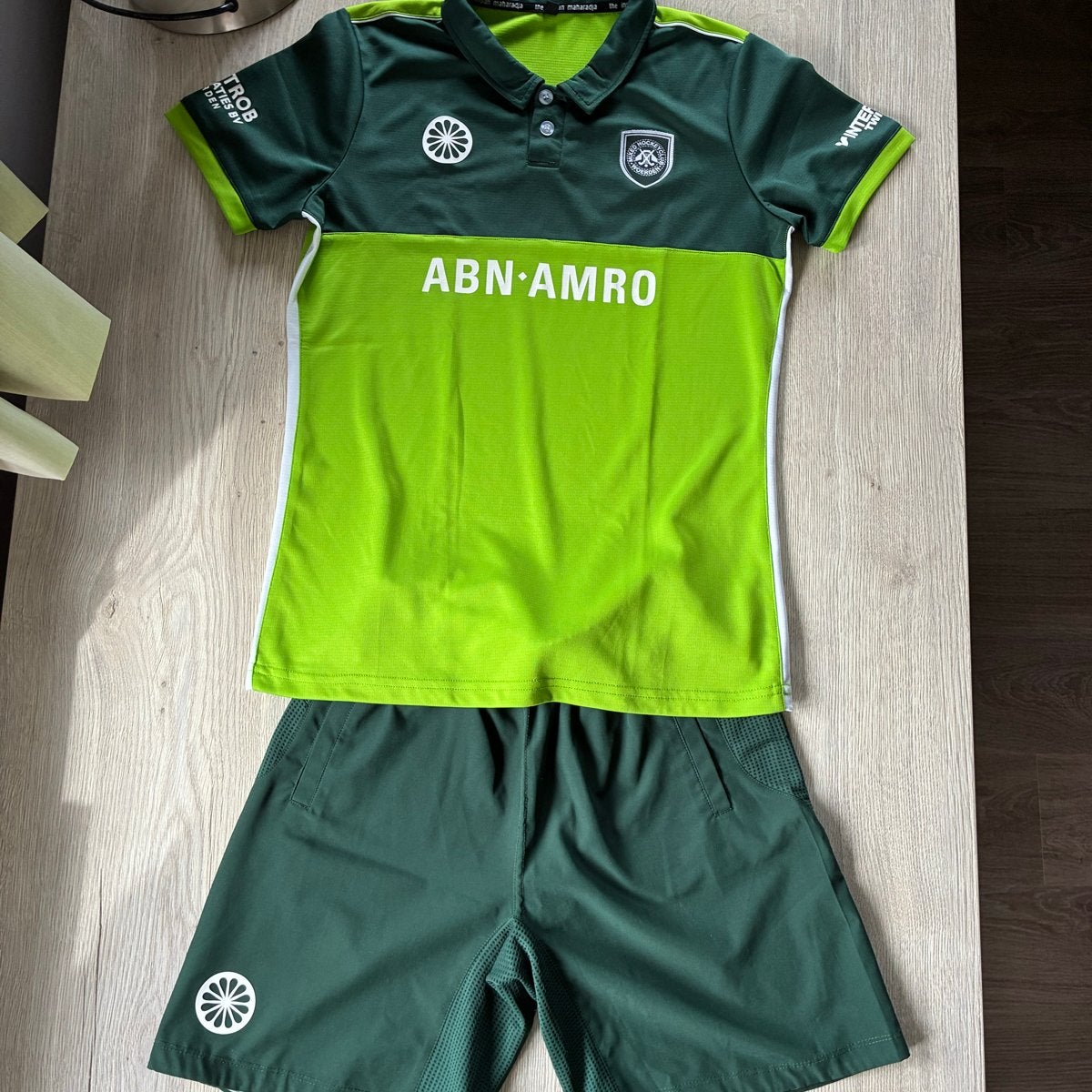 Jongens Hockey tenue Mixed Hockey Club Woerden maat 164, Ophalen of Verzenden, Gebruikt