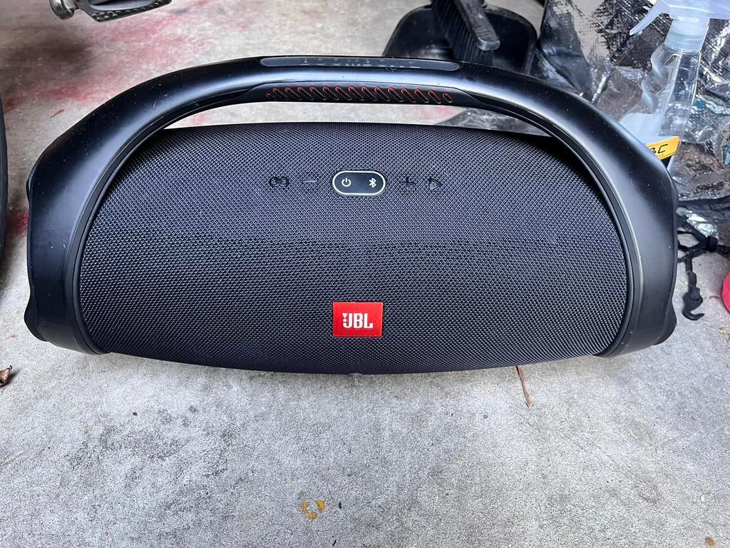 Jbl boombox 2 in zeer goede staat, Audio, Tv en Foto, Luidsprekers, Ophalen of Verzenden, Zo goed als nieuw, 120 watt of meer