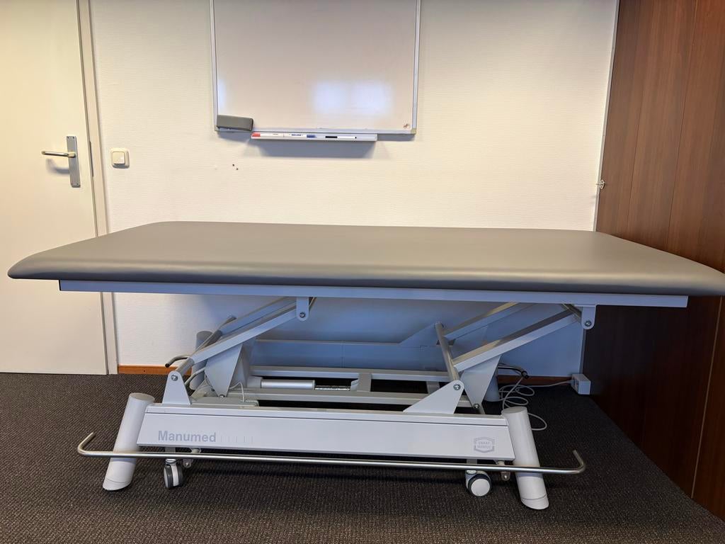 Enraf Nonius Manumed Bobath Type 520 behandeltafel, Ophalen, Zo goed als nieuw