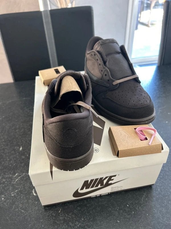 Nike Air Jordan 1 Low OG SP Travis Scott Black Phantom, Zwart, Nieuw, Ophalen of Verzenden, Sneakers of Gympen