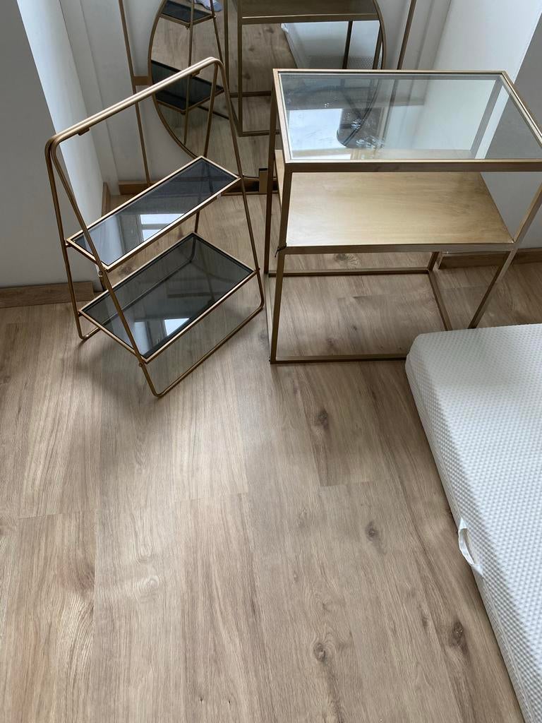Riverdale Woonaccessoires: Gouden bijzettafels/rekjes, Ophalen of Verzenden, Zo goed als nieuw, Goud, Metaal