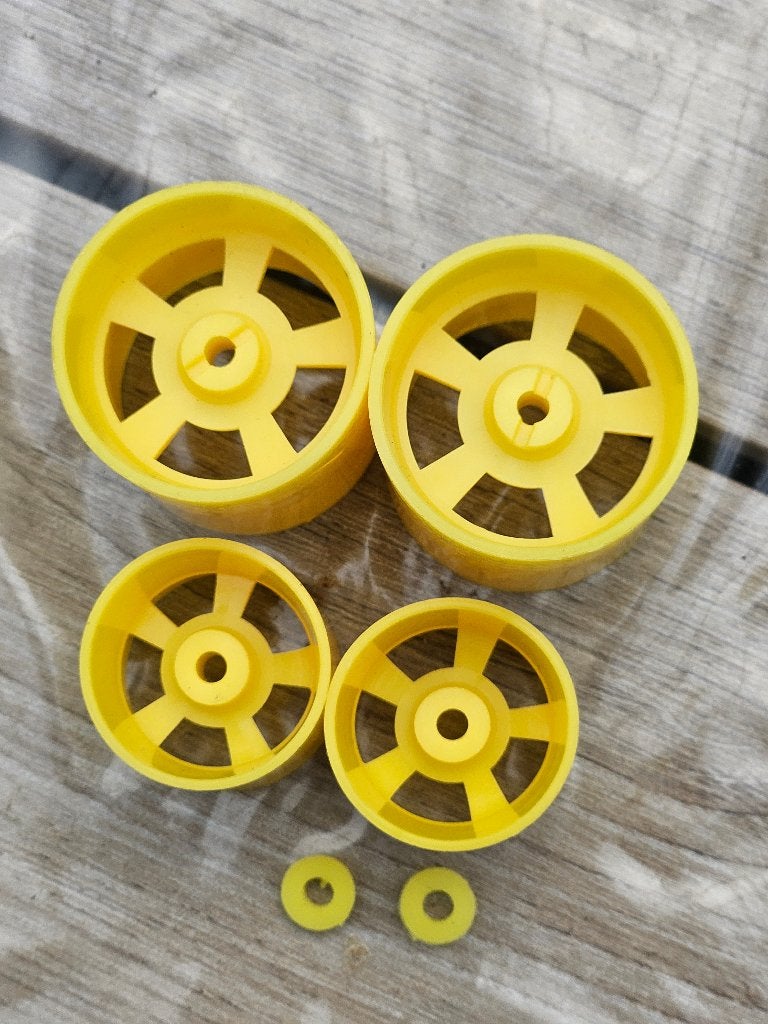 Vintage Graupner wiel set 1/12., Ophalen of Verzenden, Nieuw, Overige schalen, Onderdeel