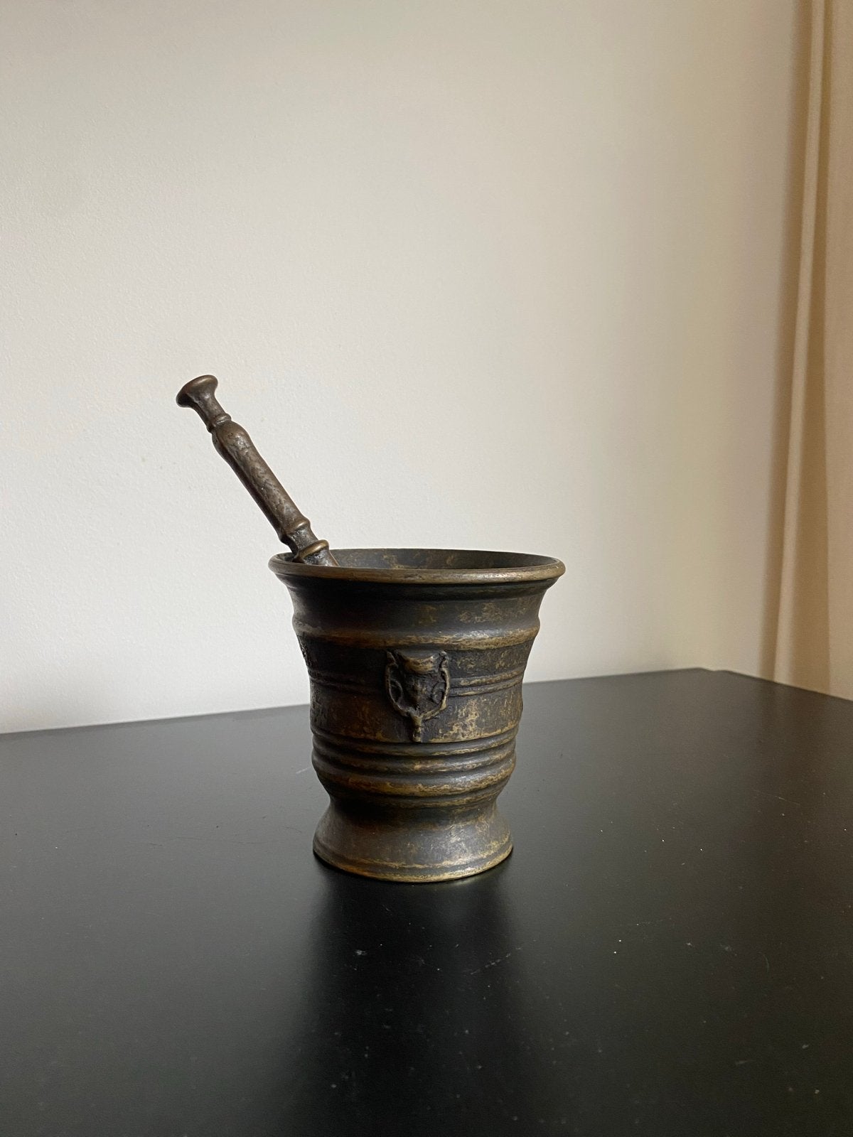 Antieke vijzel met stamper, Ophalen of Verzenden