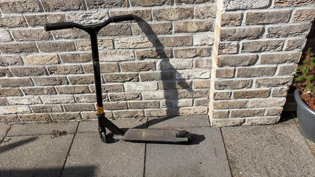 Stuntstep, Fietsen en Brommers, Steps, Ophalen, Zo goed als nieuw, Gewone step