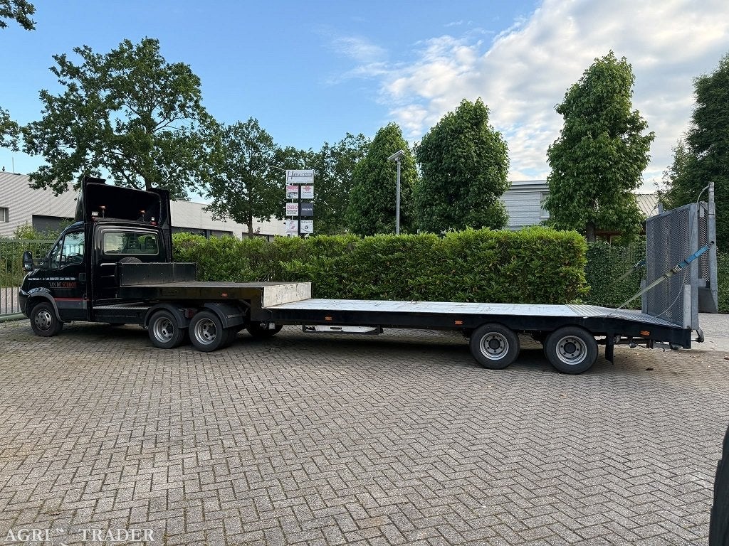 BE COMBINATIE IVECO DAILY 35C18 JEEP-AS, Iveco, Zwart, Bedrijf, 165 pk