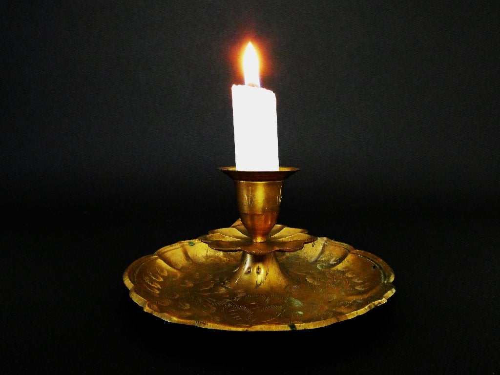 Messing blaker kandelaar floraal gegraveerd, Ophalen of Verzenden, Koper of Brons