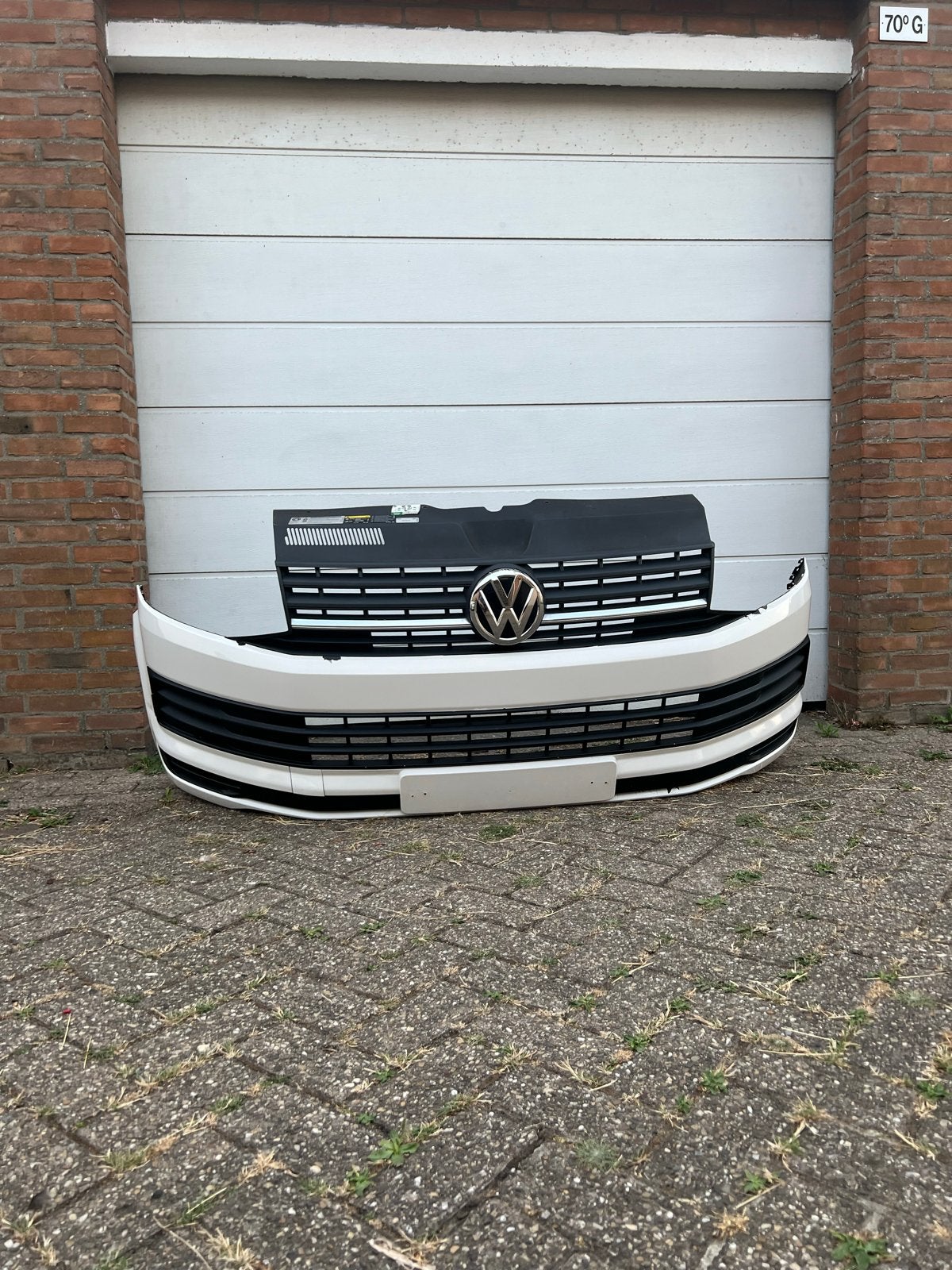 Bumper Volkswagen Transporter T6 Voorbumper Wit, Ophalen, Gebruikt, Bumper, Volkswagen