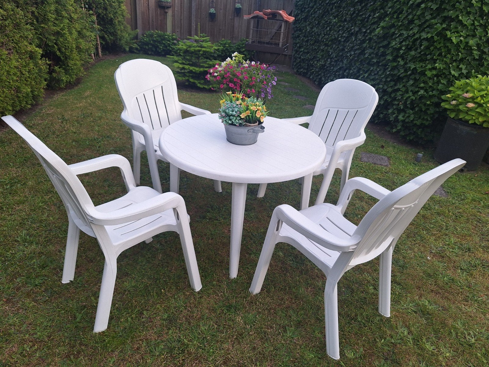 Tuinset 5 delig, wit kunstof, Tuin en Terras, Ophalen, 4 zitplaatsen, Kunststof, Zo goed als nieuw