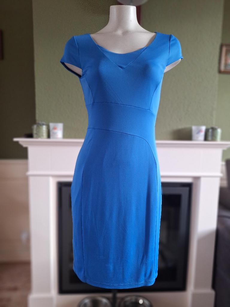 Eroke blauwe pencil dress jurk IT 44 NL 40, Maat 38/40 (M), Zo goed als nieuw, Knielengte, Eroke
