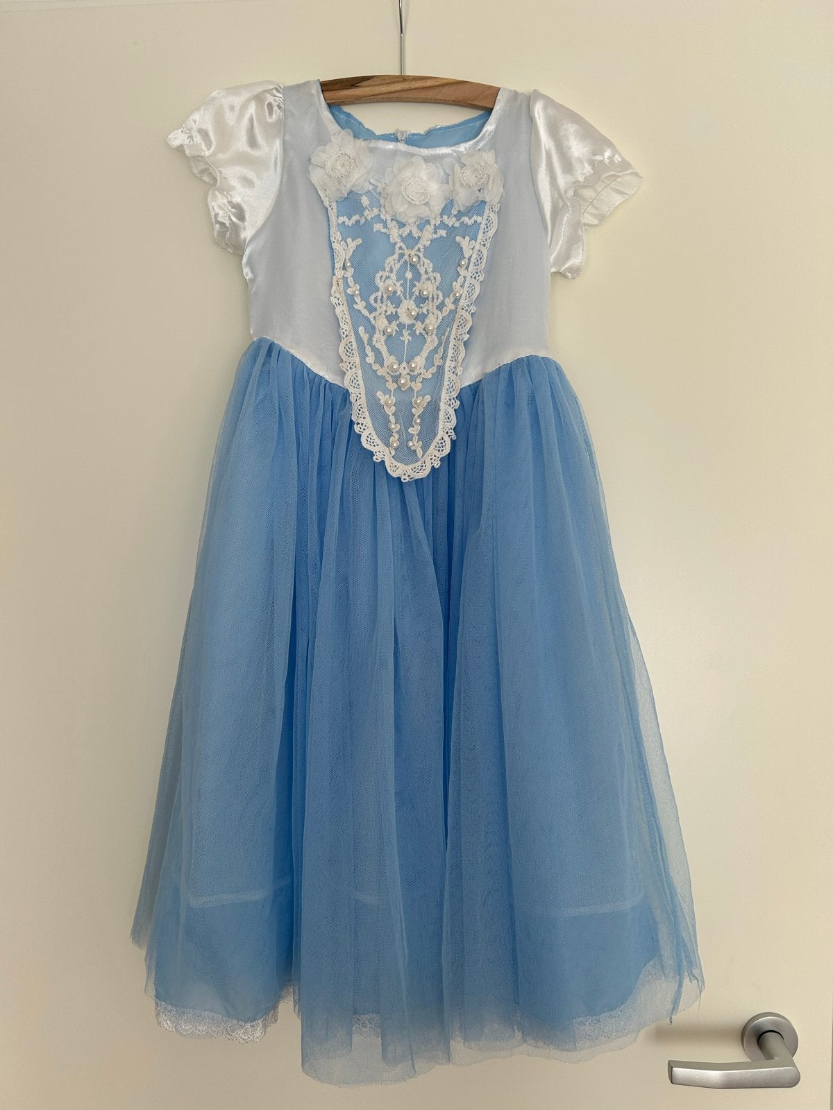 Prinsessenjurk blauw/wit maat 116, Kinderen en Baby's, Carnavalskleding en Verkleedspullen, Ophalen of Verzenden, Gebruikt, 110 t/m 116