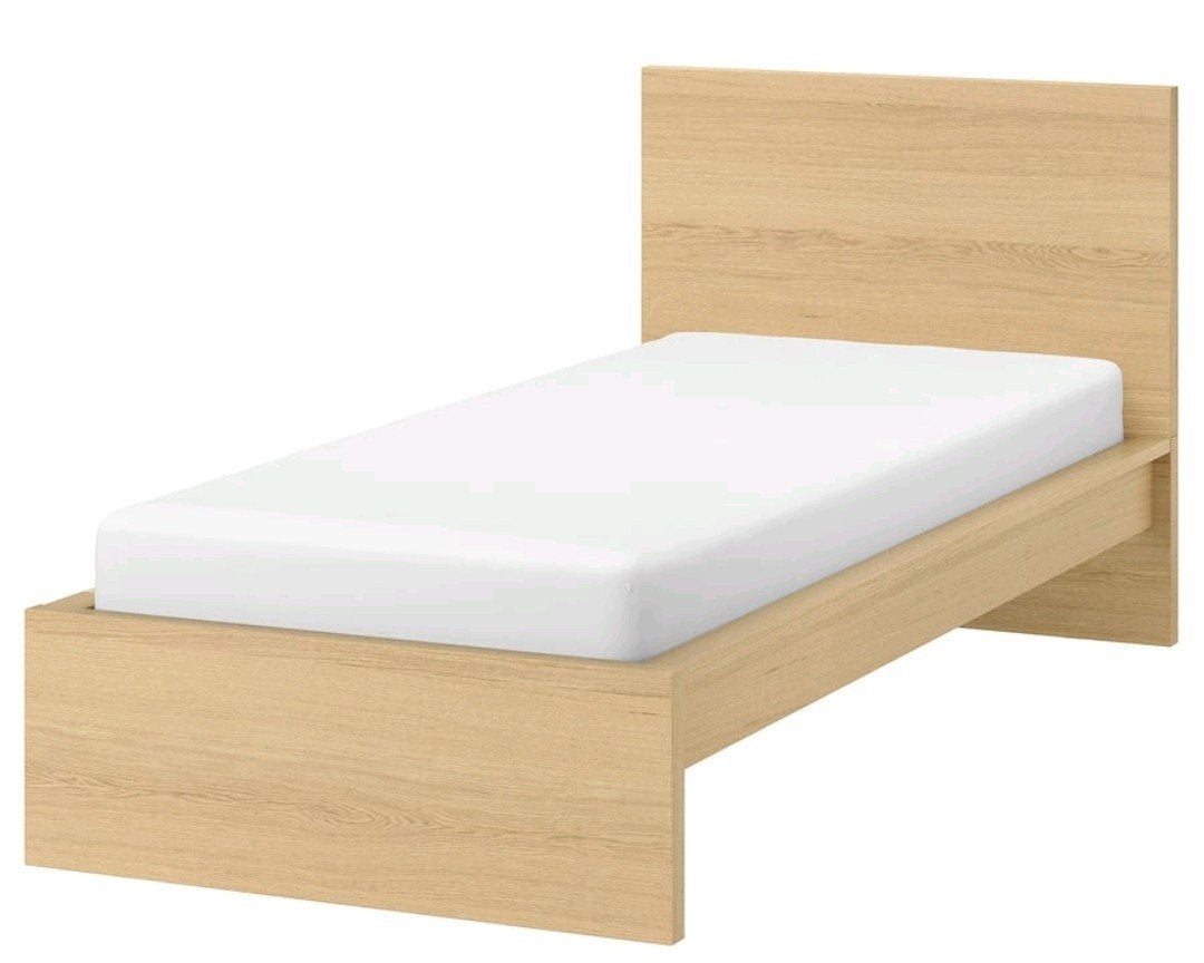 IKEA Malm 1persoonsbed 1 jaar gebruikt met lattenbodem comp, Huis en Inrichting, Slaapkamer | Bedden, Ophalen, Gebruikt, 90 cm