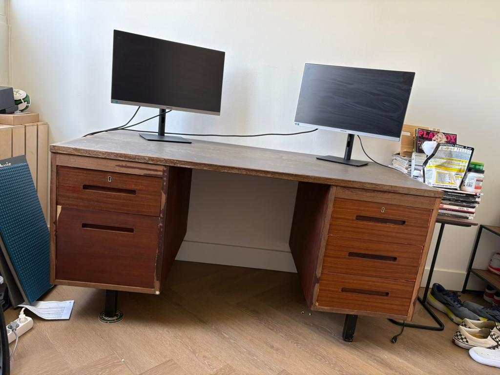 Vintage 1960s study with leather top, Ophalen, Gebruikt