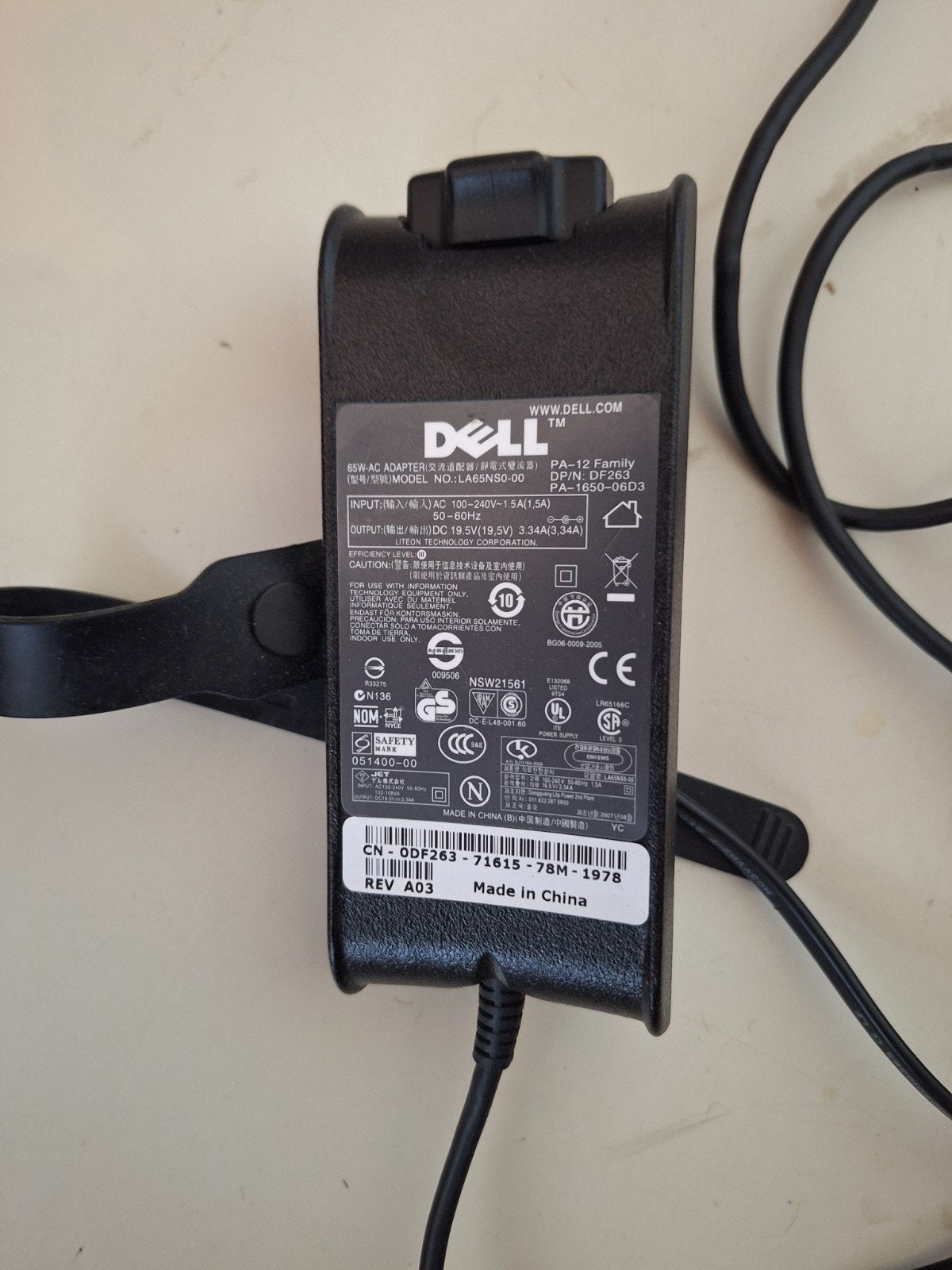 Dell 65W AC Adapter LA65NS0-00 Oplader, Computers en Software, Laptop-opladers, Gebruikt, Ophalen of Verzenden