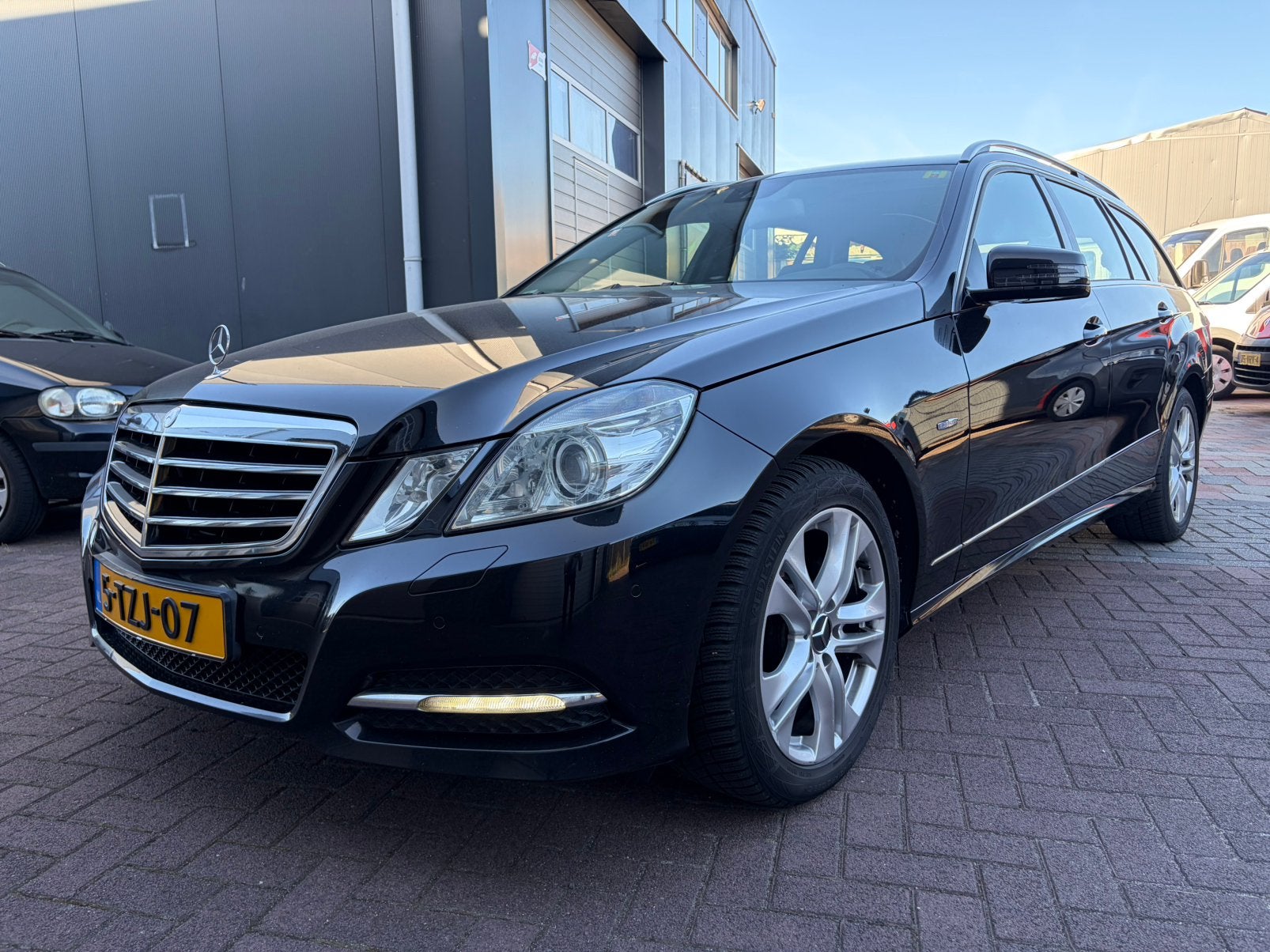 Mercedes-Benz E-Klasse E220 CDI W212 2011 Zwart / Opendak /, Auto's, Automaat, Achterwielaandrijving, Zwart, Diesel