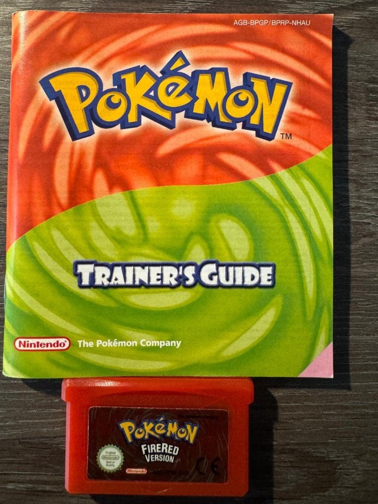 Originele Pokémon FireRed GBA + Trainer's Guide, Gebruikt, 1 speler, Ophalen of Verzenden, Role Playing Game (Rpg)