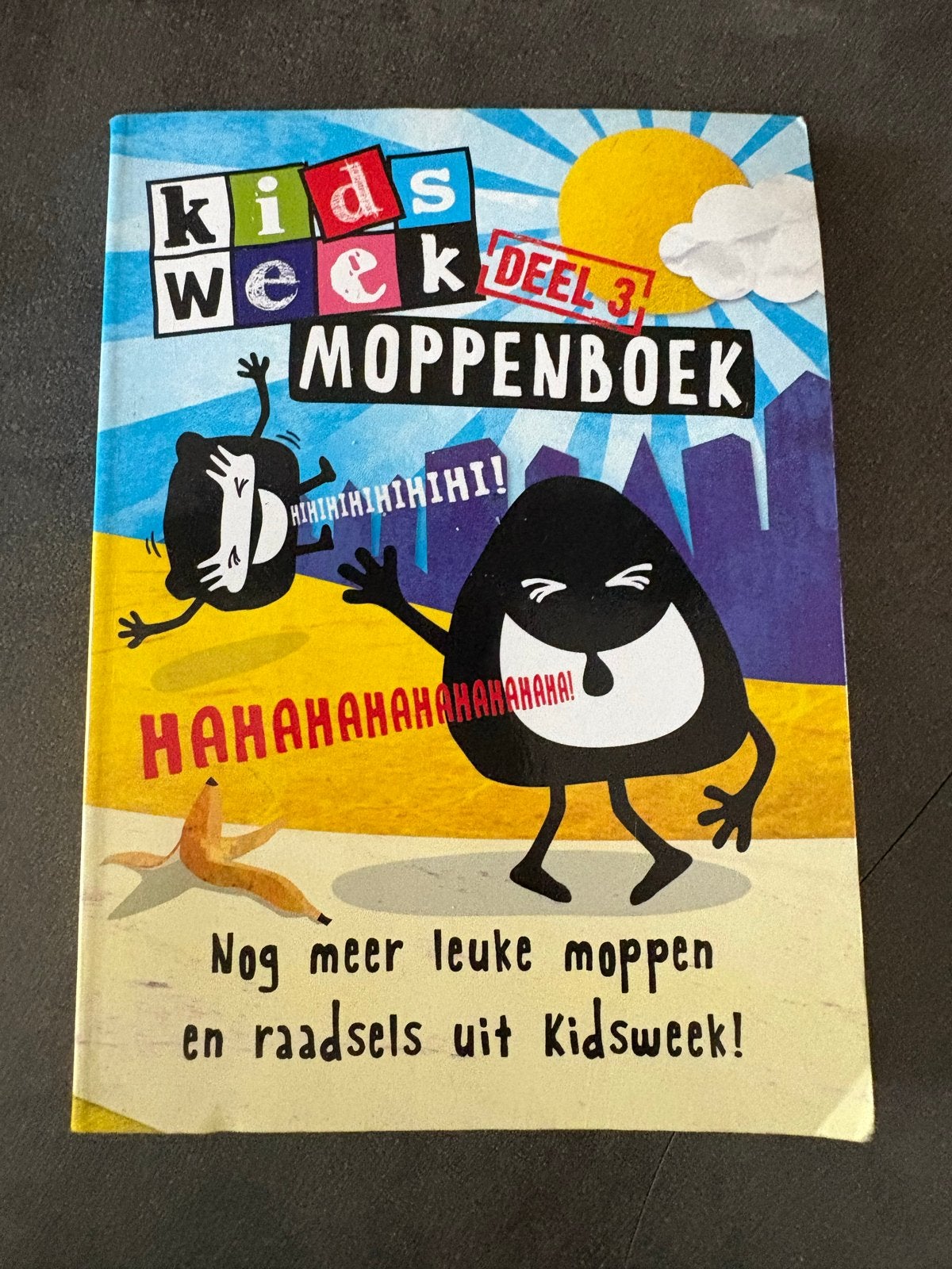 Kidsweek Moppenboek Deel 3 - Nog meer leuke moppen en raadse, Ophalen of Verzenden, Gelezen, Fictie algemeen