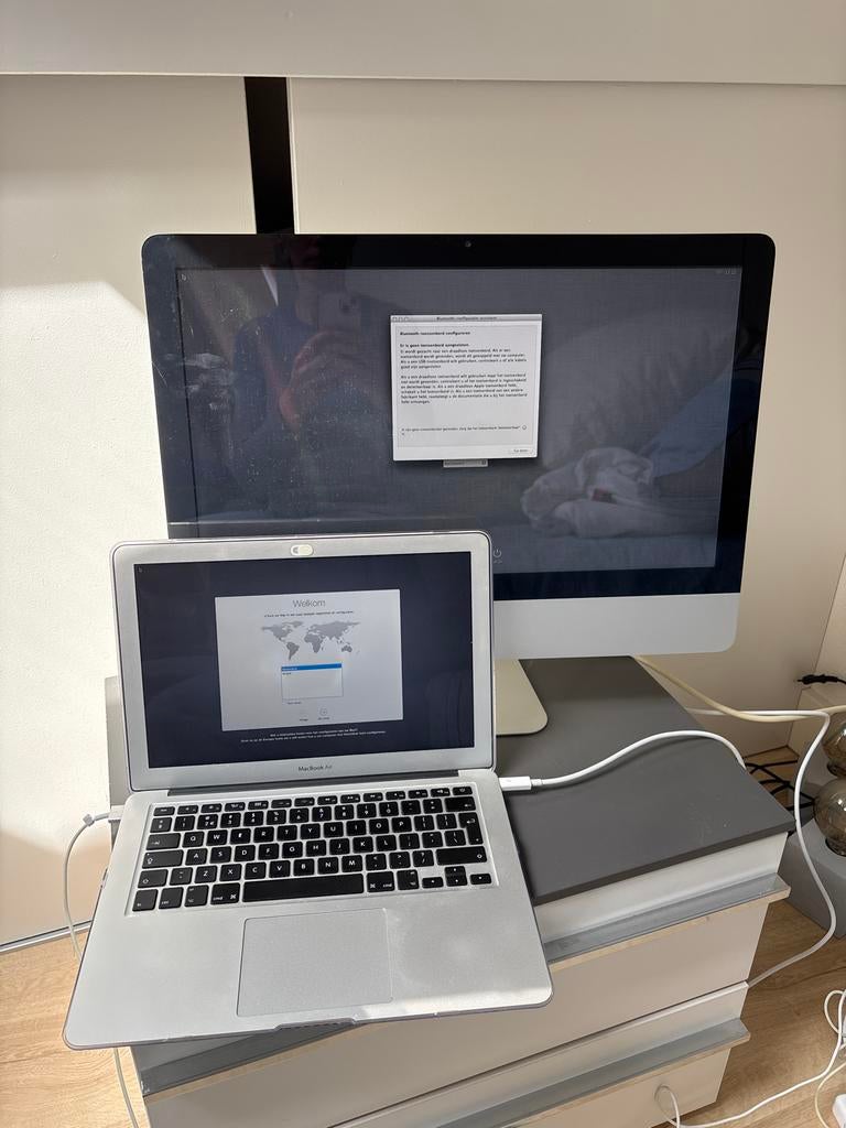 MacBook Air 13 inch mid 2014 met imac 2011, Ophalen, Qwerty, 13 inch, Zo goed als nieuw