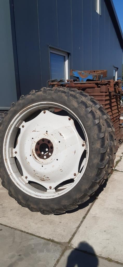 Ford 3000 motor. Ford 4610 motor. Ford 6600 cultuurwielen, Ophalen, Gebruikt