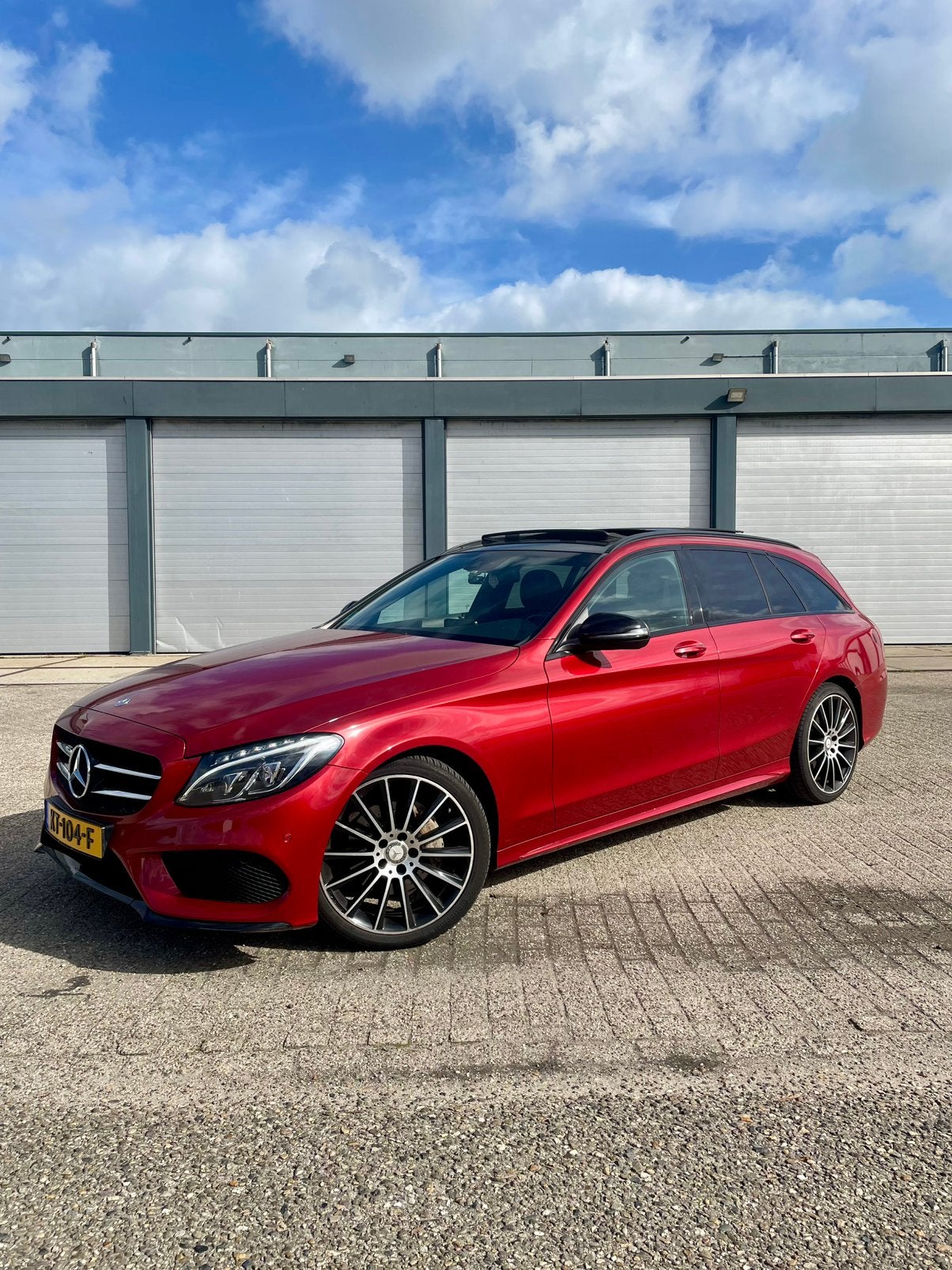 Mercedes-Benz C200 2016 AMG / PANO / BURMEISTER / TREKHAAK!!, Auto's, Dealer onderhouden, Achterwielaandrijving, 4 cilinders, 1405 kg