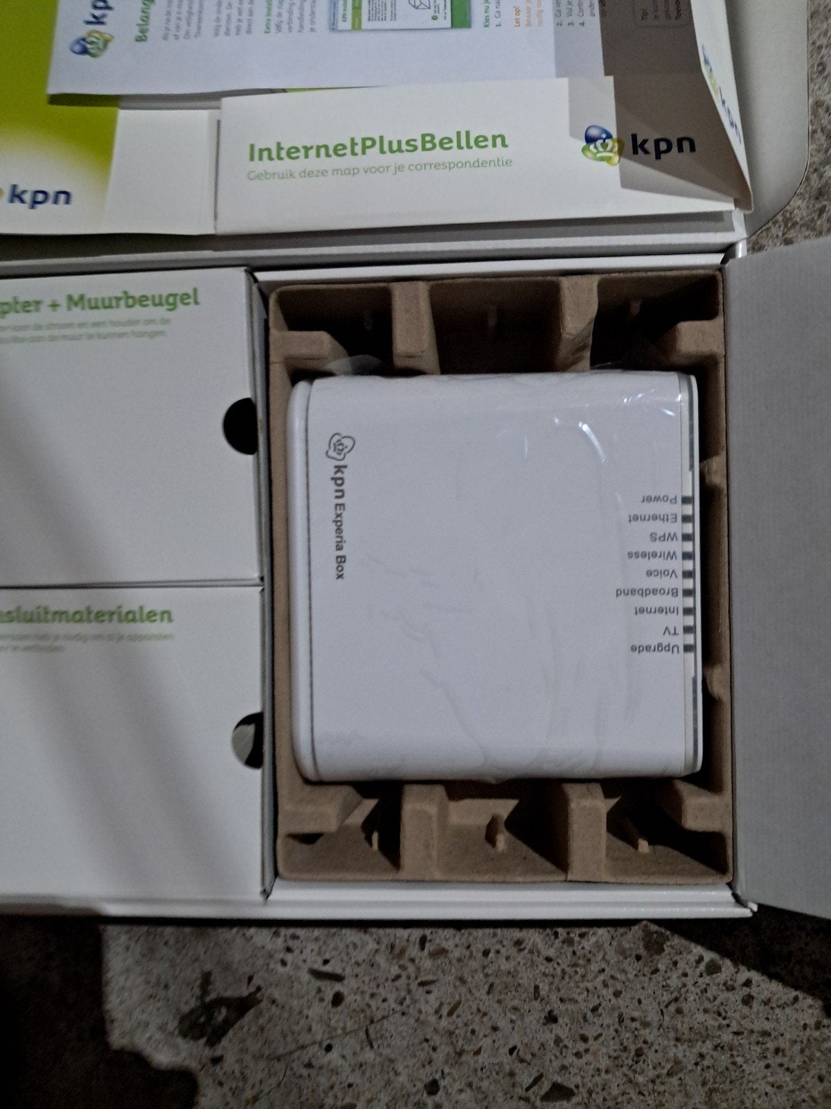 KPN Experia Box Start Installatiepakket - Nieuw, Ophalen of Verzenden, Nieuw, Router met modem, KPN
