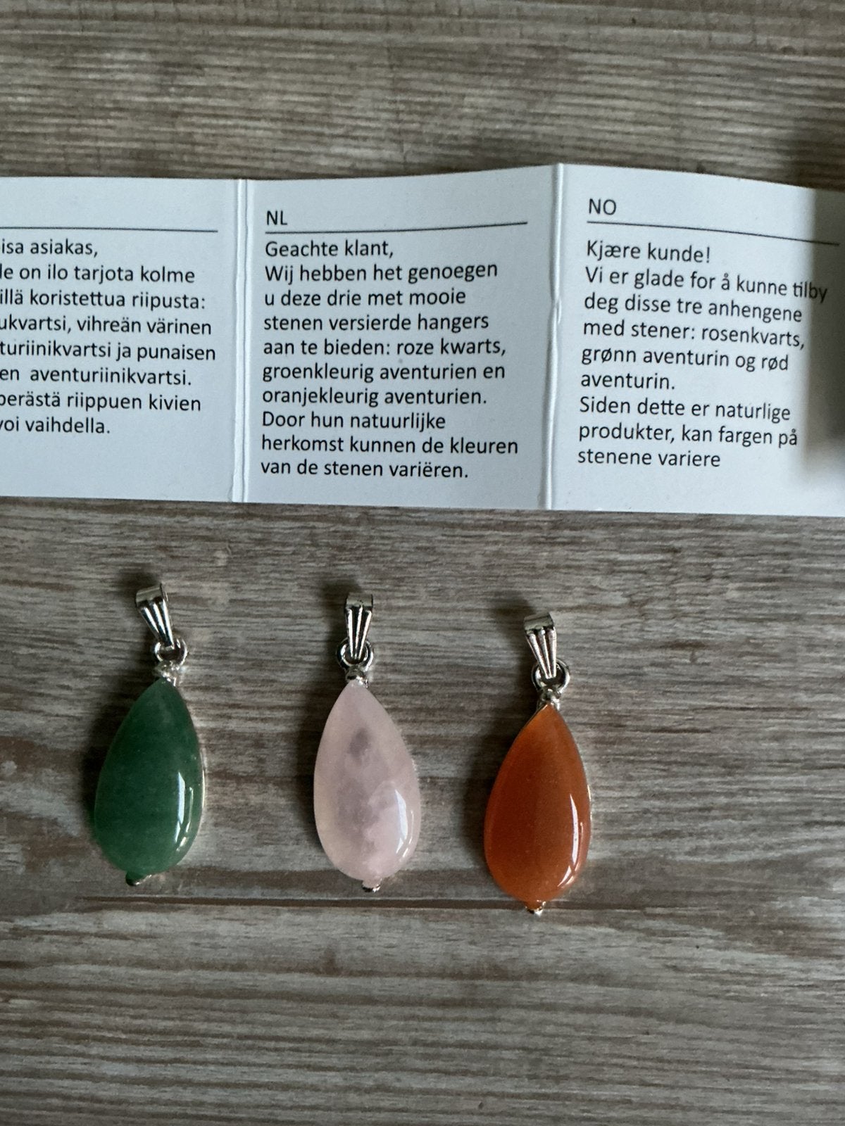Edelsteen hangers / pendanten, van het merk LBVYR, Ophalen of Verzenden, Zo goed als nieuw, Steen of Mineraal, Met edelsteen