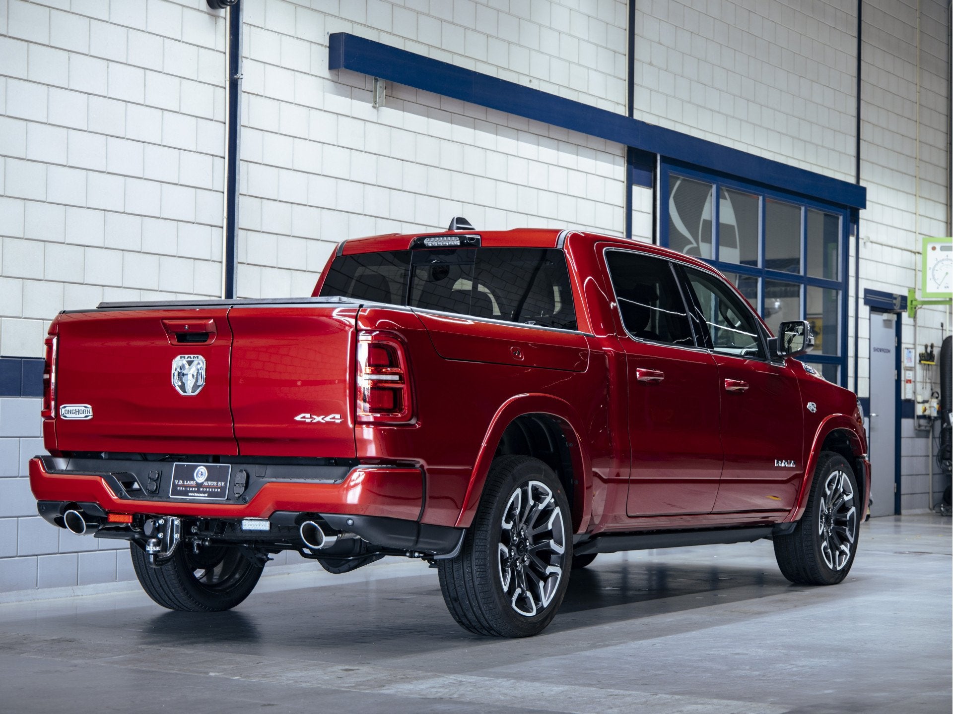 Dodge Ram 1500 Longhorn | 2026 | Molten Red Pearl (bj 2026), Auto's, Automaat, Bedrijf, Nieuw, RAM 1500