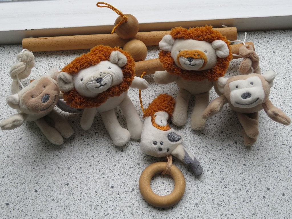 Mobile van Prenatal met aapjes en leeuwtjes Jungle safari, Prénatal, Overige typen, Ophalen of Verzenden, Middelgroot (20 tot 80 cm)