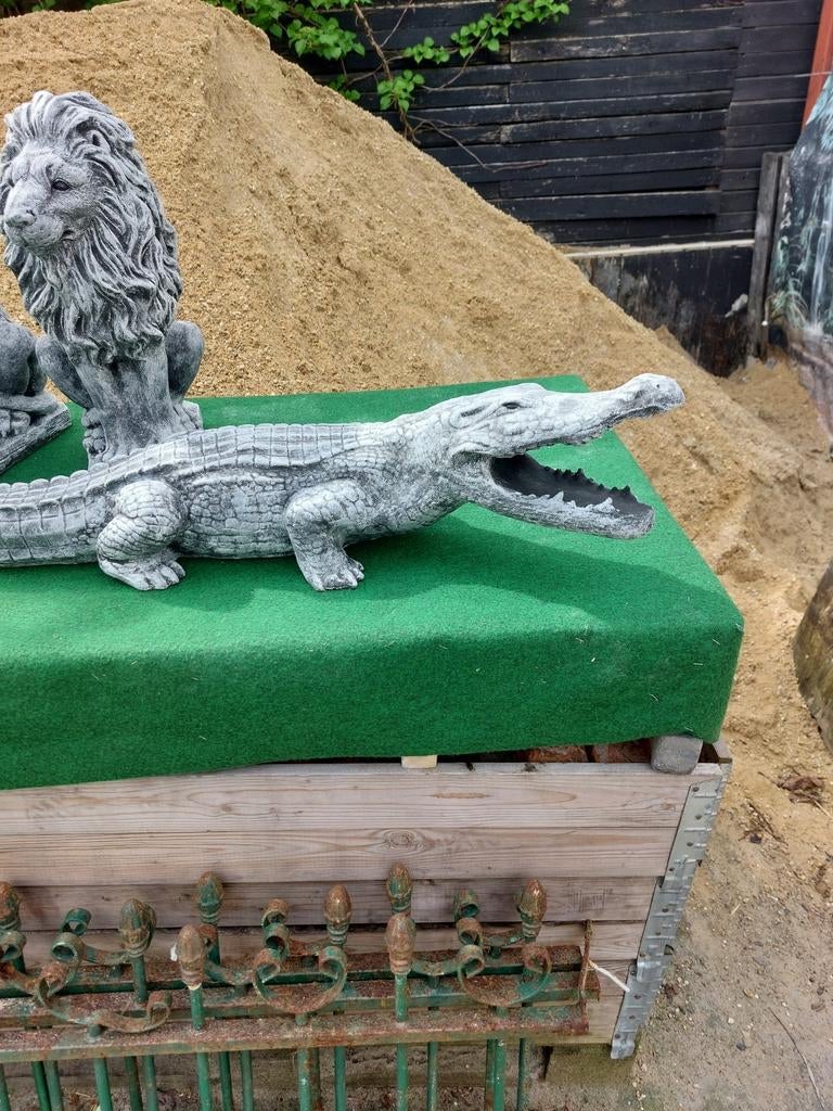 Krokodil, 110cm lang, Ophalen, Nieuw, Beton, Dierenbeeld