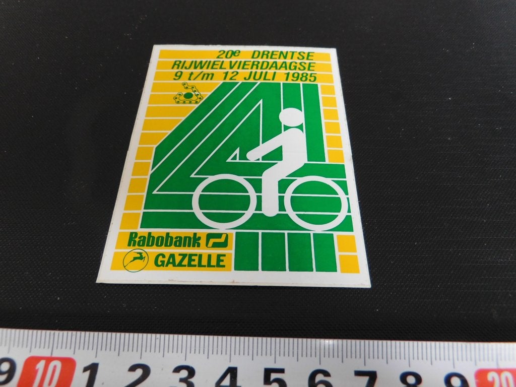 sticker 20e Drentse Rijwiel Vierdaagse 1985 Gazelle Rabobank, Ophalen of Verzenden, Zo goed als nieuw