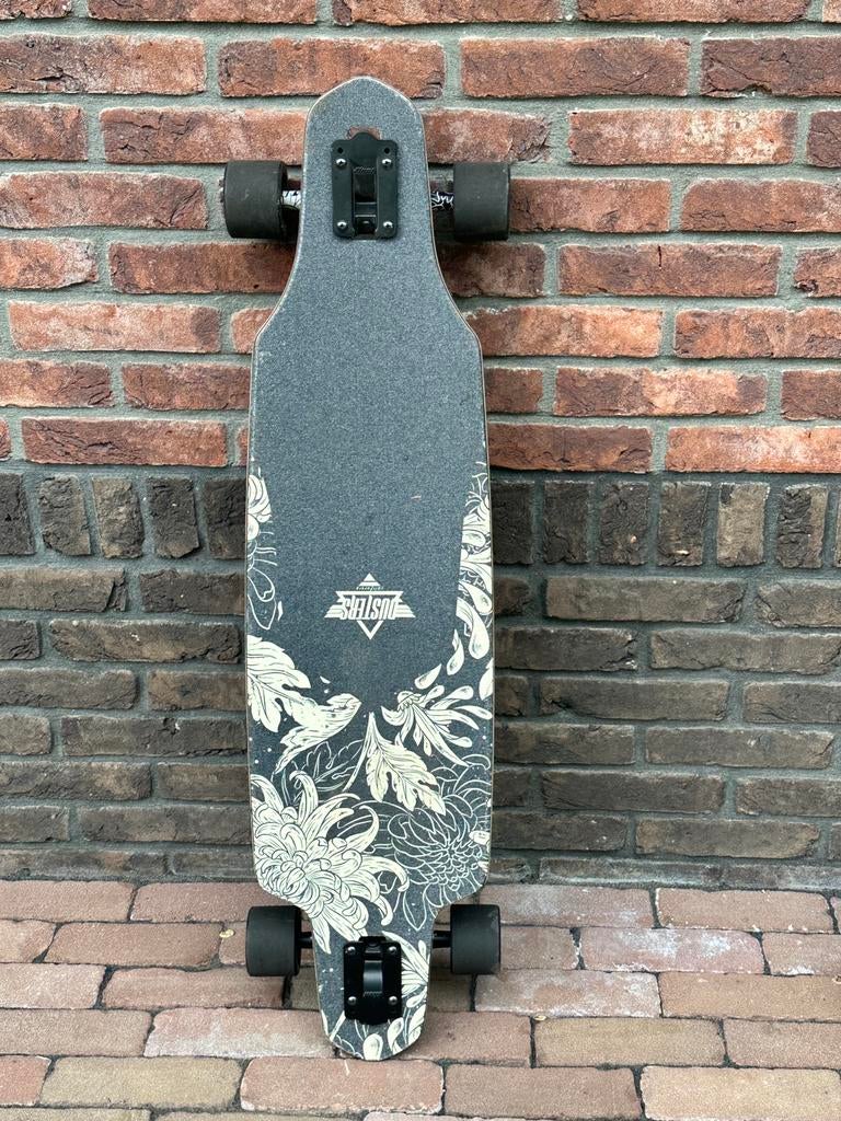 Dusters Channel Blooming Black/White 38" Complete Longboard, Sport en Fitness, Skateboarden, Ophalen of Verzenden, Gebruikt, Skateboard
