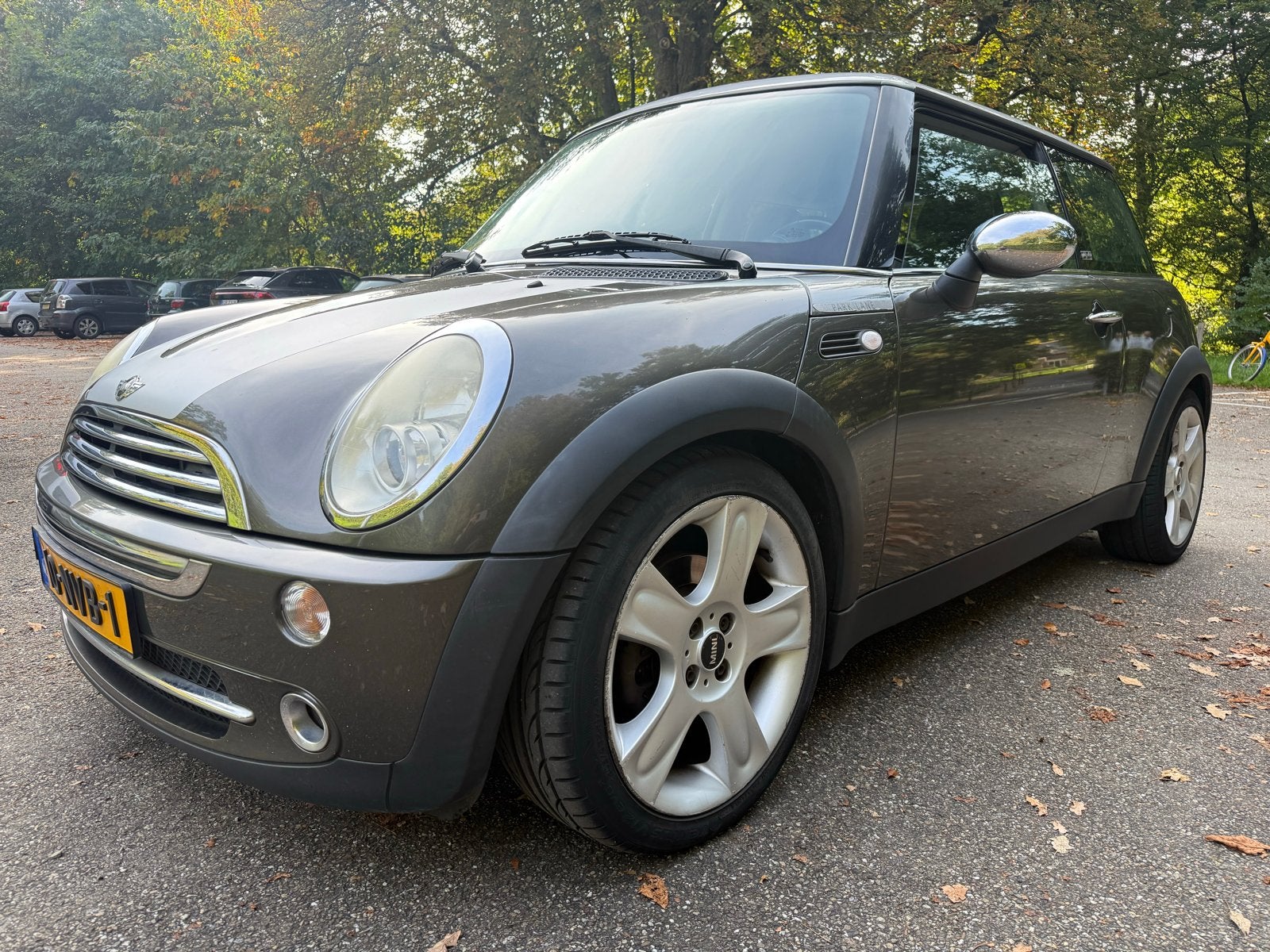 Mini 1.6 16v Cooper | Parklane | Clima, Voorwielaandrijving, Stof, Zwart, 4 cilinders