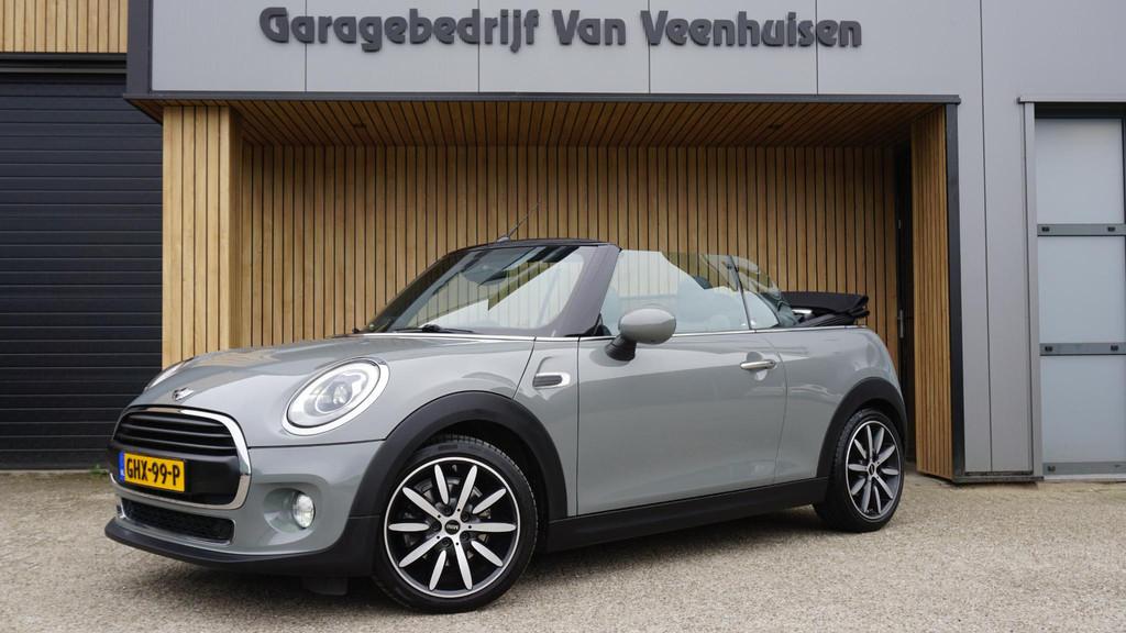Mini Cabrio 1.5 Cooper 136PK Chili Serious Business Leder LE, Auto's, Mini, Bedrijf, Te koop, Cabrio, ABS, Airbags, Airconditioning