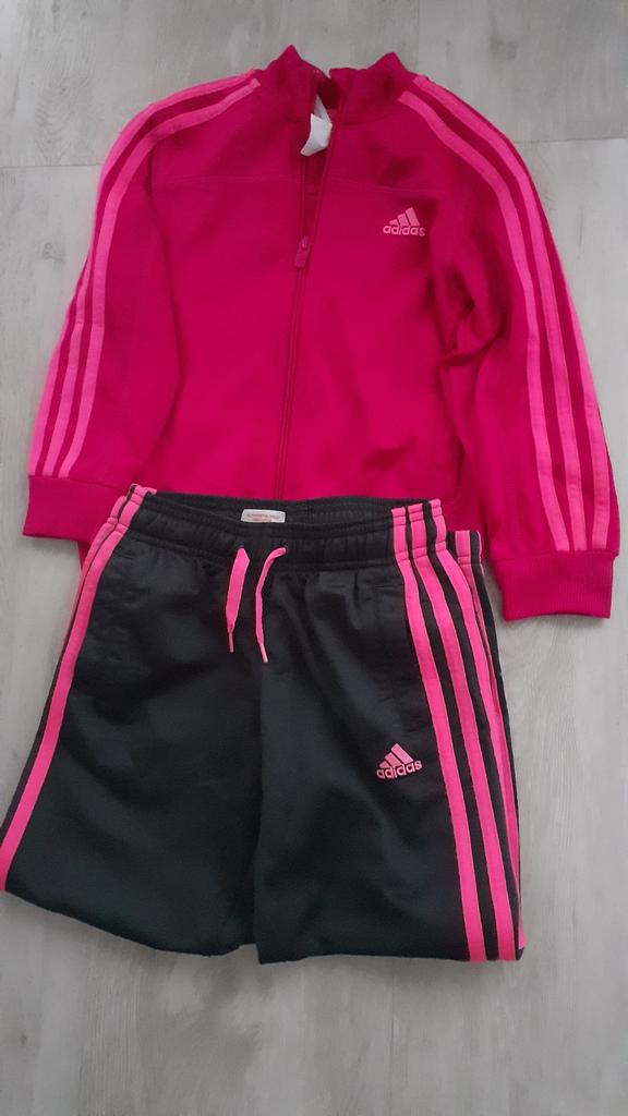 Adidas pak maat 116, Kinderen en Baby's, Kinderkleding | Maat 116, Ophalen, Zo goed als nieuw