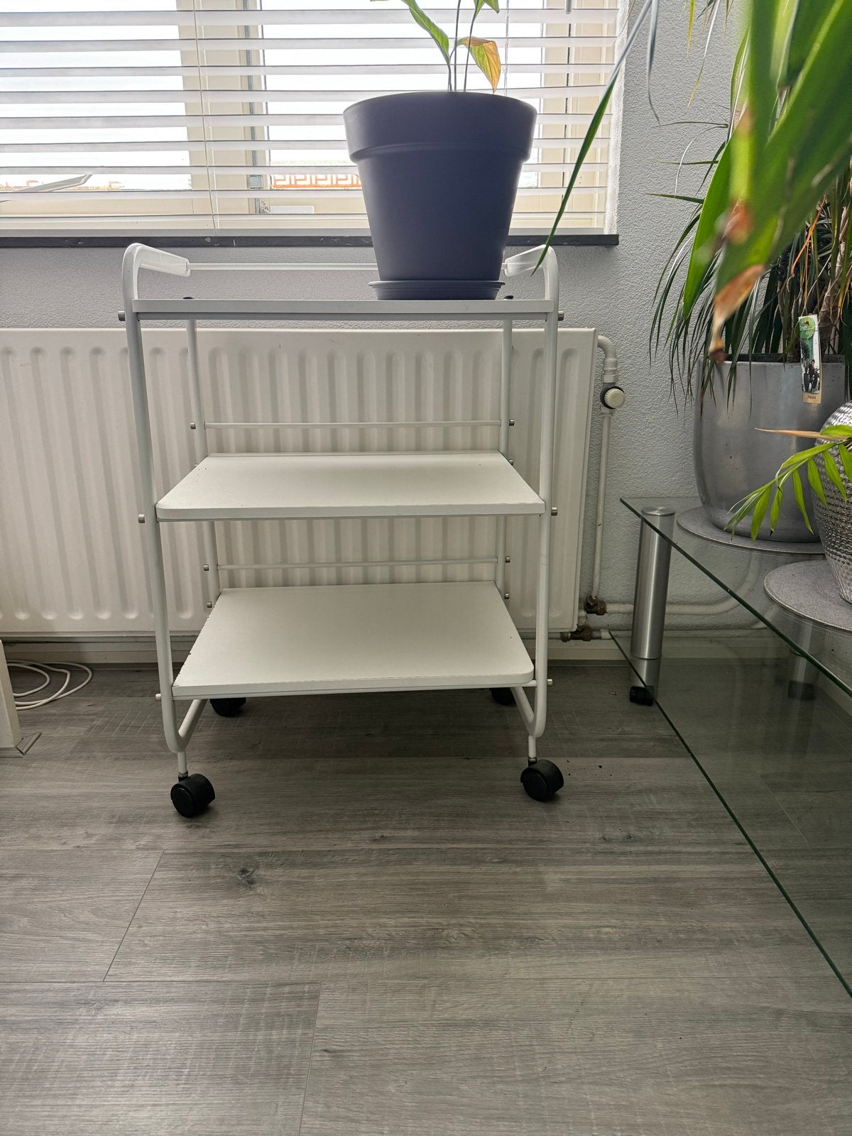 Wit serveerwagentje met 3 planken en wielen, Huis en Inrichting, Ophalen, Gebruikt