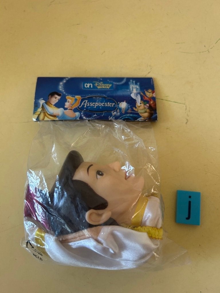 Albert Heijn Disney Weken handpop De Prins Assepoester, Albert Heijn B.V., Beeldje of Figuurtje, Assepoester of Belle, Nieuw