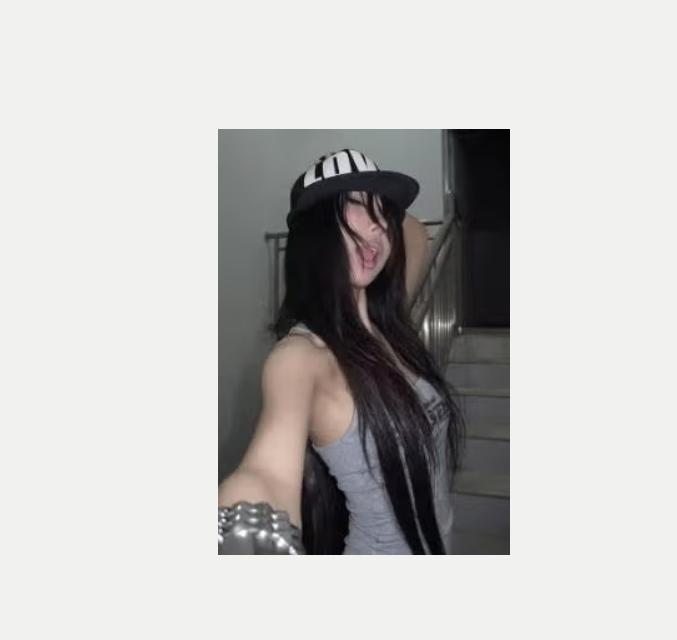 Prachtige Y2k vintage tank top mouwloos - Grijs, Maat 38/40 (M), Nieuw, Ophalen of Verzenden, Zonder mouw