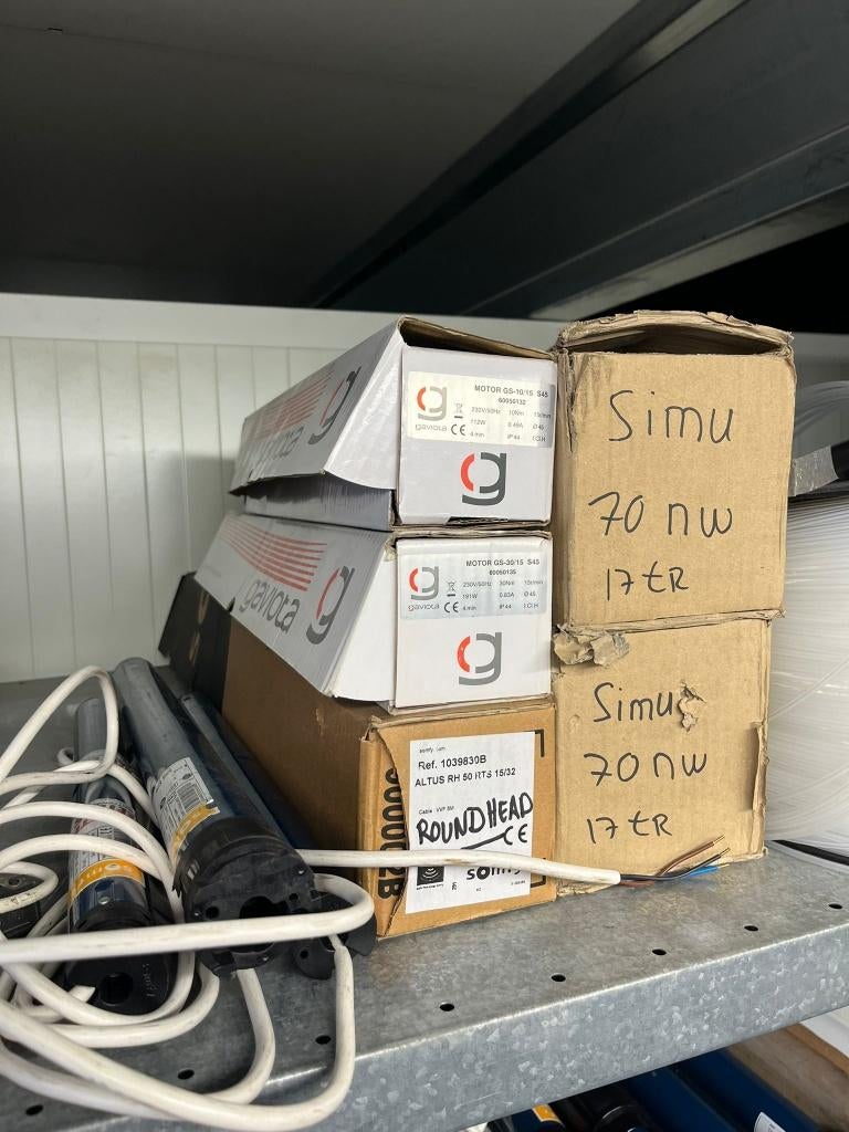 Zonnescherm motoren te koop: Simu, Gaviota en Somfy, Ophalen, Gebruikt, Overige typen, Elektrisch