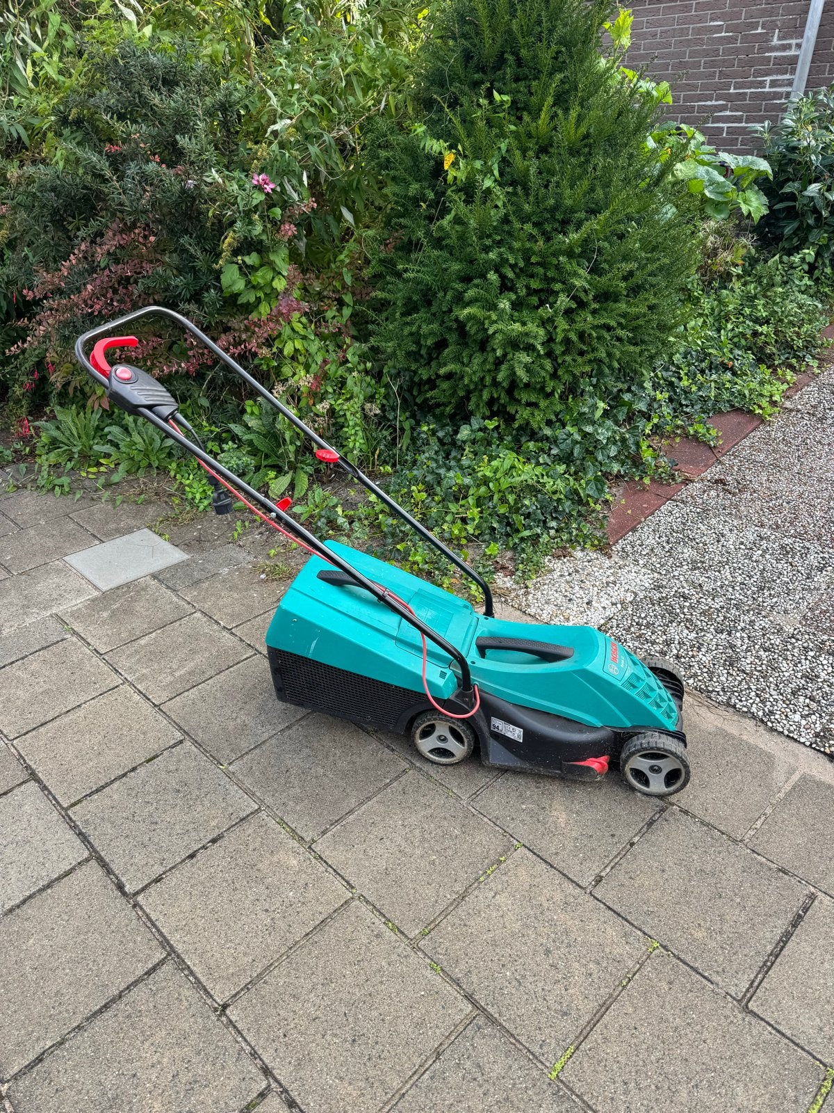 Bosch Rotak 32 elektrische grasmaaier DEFECT, Tuin en Terras, Ophalen, Cirkelmaaier, Gebruikt, Elektrische grasmaaier
