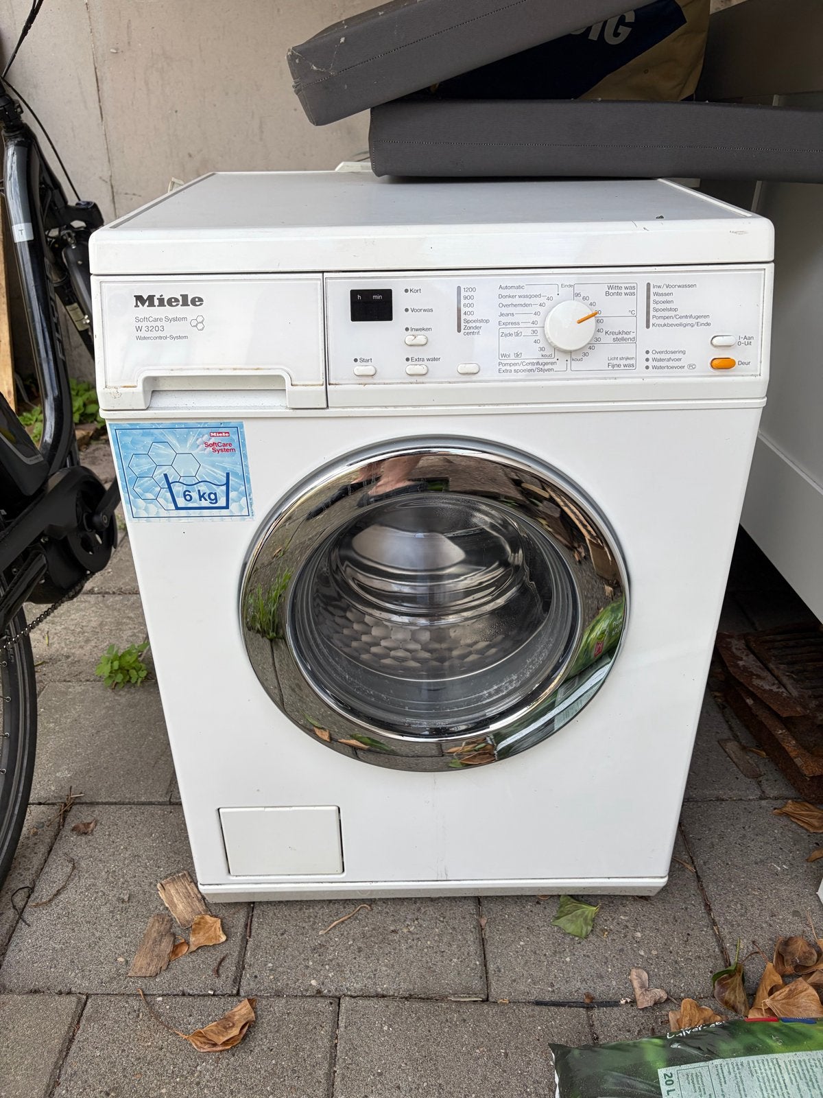 Miele W 3203 SoftCare System Wasmachine 6 kg, Ophalen, 4 tot 6 kg, Voorlader, 85 tot 90 cm