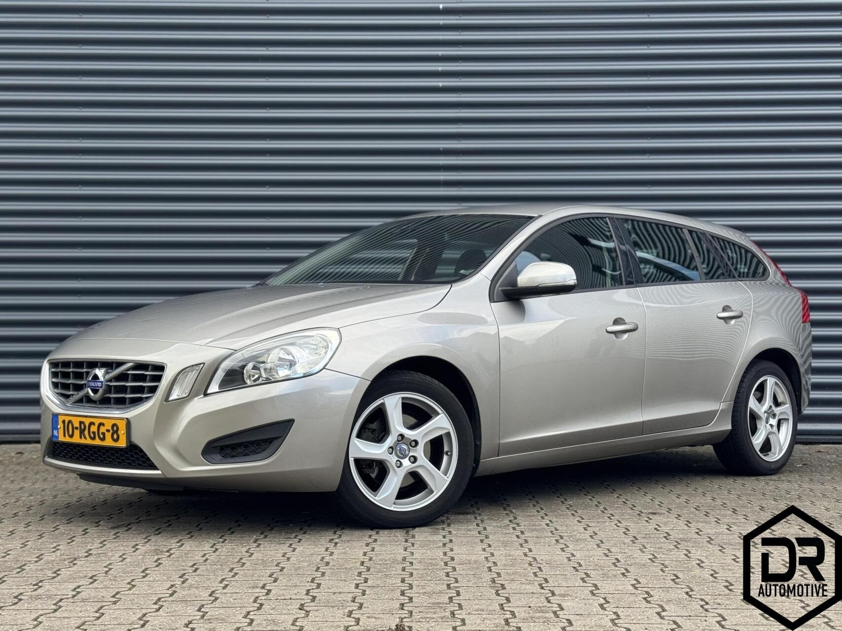 Volvo V60 1.6 T3 | TREKHAAK | CLIMATE | PDC | NAP | GOED OND, Auto's, Volvo, Gebruikt, 4 cilinders, 150 pk, Origineel Nederlands