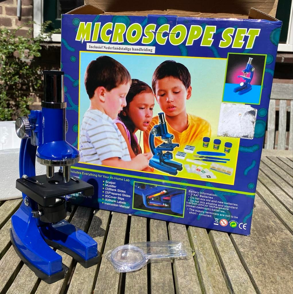 Microscope set - Nooit gebruikt - 8+ jaar - HM1200-R, Ophalen of Verzenden, Zo goed als nieuw, Ontdekken, Met licht