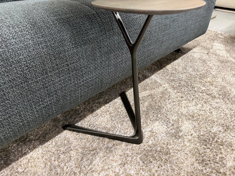 Nieuw Leolux Portello bijzettafel eiken hout Design tafel, 45 tot 60 cm, Minder dan 55 cm, Leolux, Info@leolux.nl