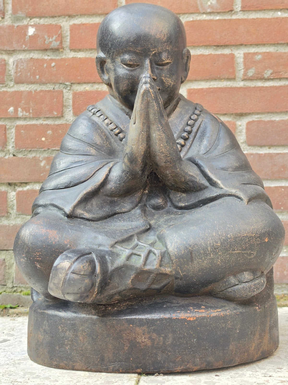 Prachtige handgemaakte aardewerk monnik beelden meditatie, Antiek en Kunst, Ophalen, Weerbestendig, Steen of Keramiek, Beeld