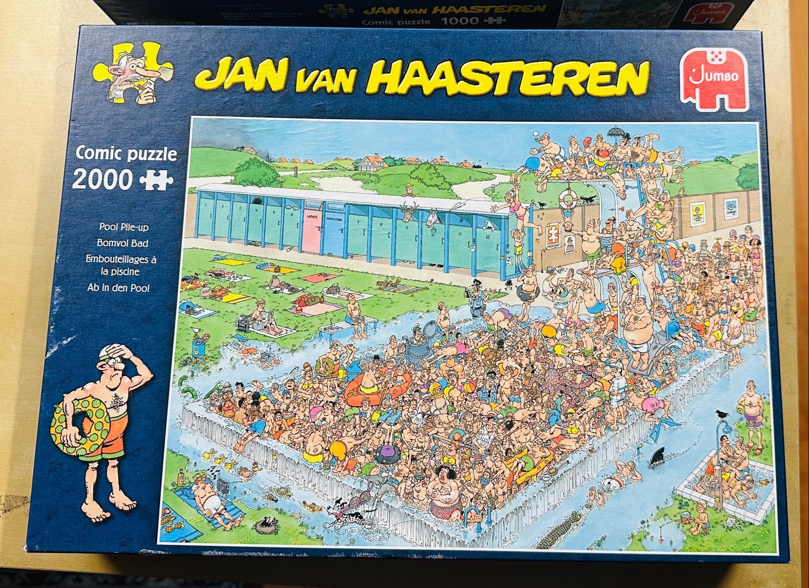 Jan van Haasteren Comic Puzzel - Bomvol Bad (2000 stukjes), Ophalen of Verzenden, Meer dan 1500 stukjes, Zo goed als nieuw, Legpuzzel