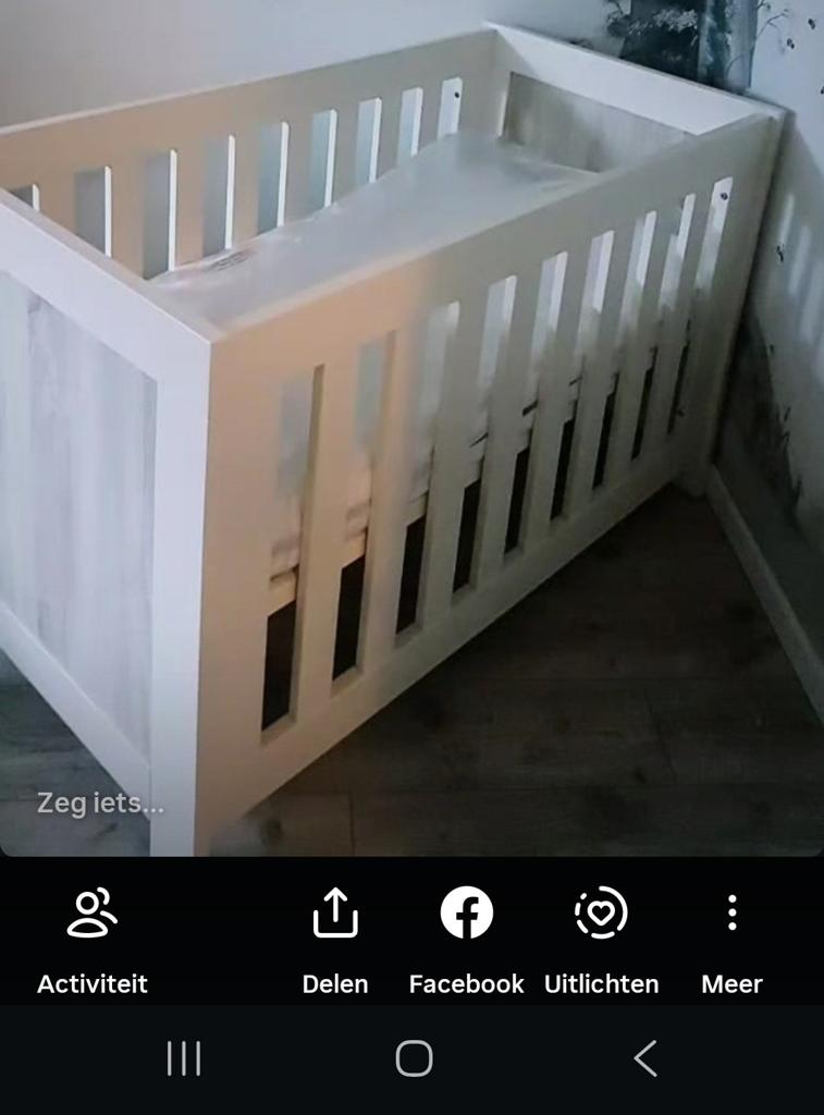 Complete babykamer: Ledikant, Commode, Kledingkast, Planken, Ophalen, Gebruikt, Jongetje of Meisje