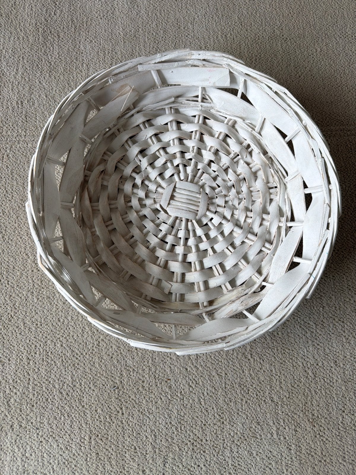 Witte rieten mand - decoratief en veelzijdig, Gebruikt, Gevlochten, Mand, Rond