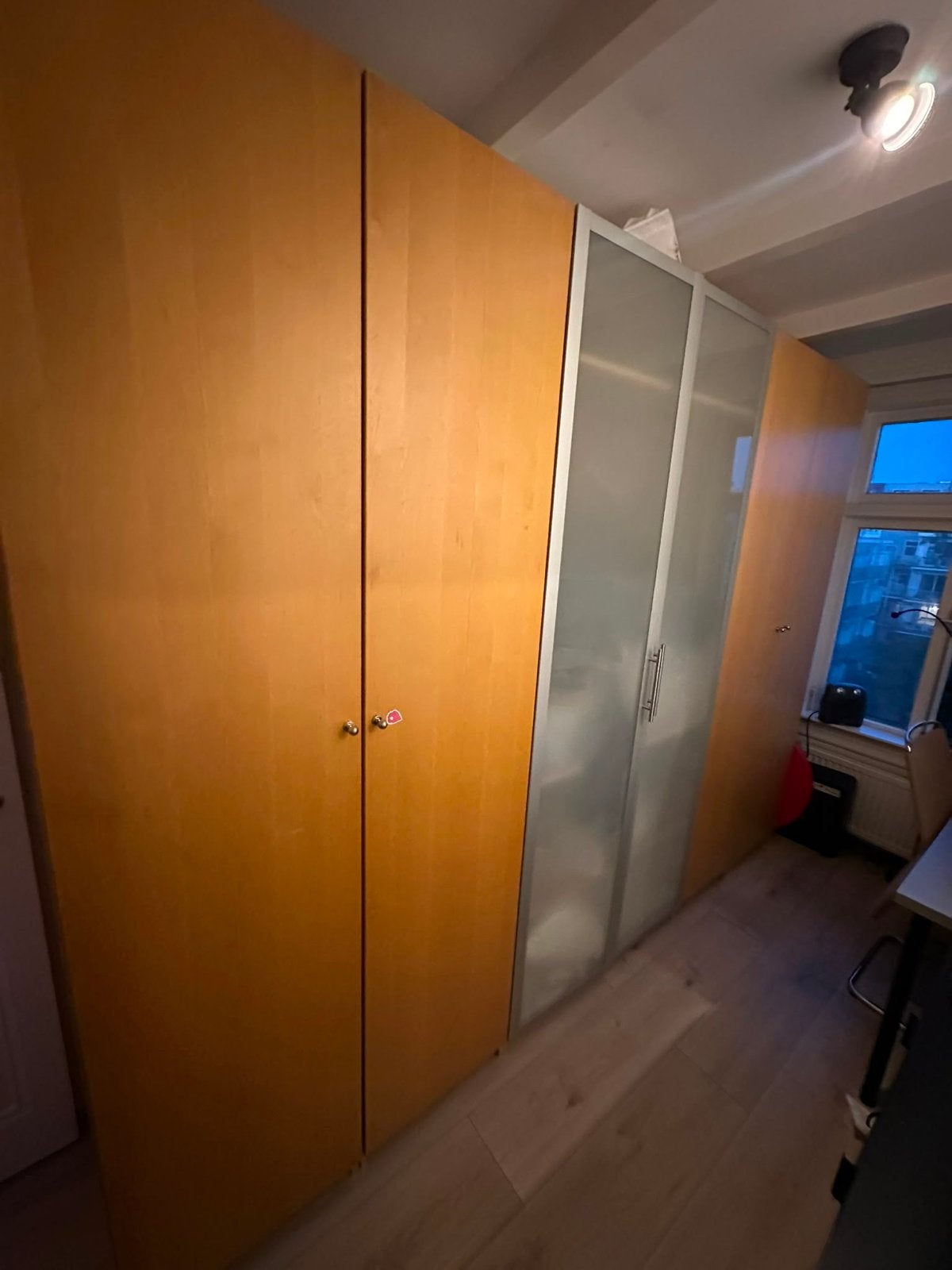 Grote kledingkast!, Huis en Inrichting, Kasten | Kledingkasten, Ophalen, Zo goed als nieuw, 50 tot 75 cm, 200 cm of meer