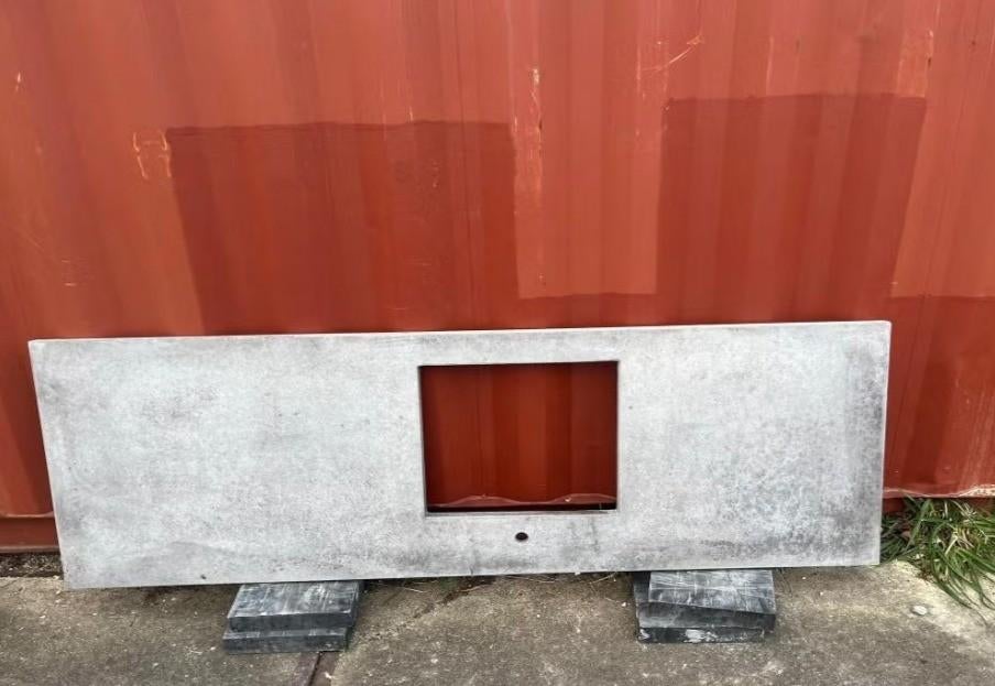 Betonnen keukenblad – nieuwprijs €1600, nu €180, Ophalen, Zo goed als nieuw, 200 cm of meer, Minder dan 100 cm